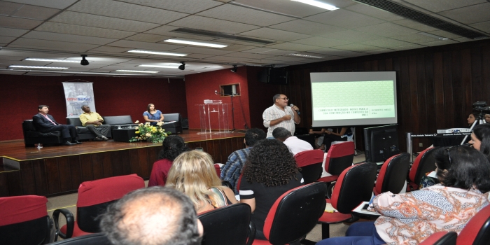 Educadores participam de 2º Encontro de Formação Continuada da Educação Profissi