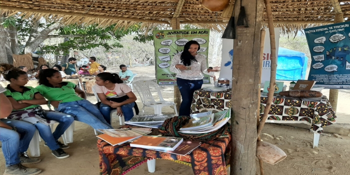 Estudantes e professores participam de rodas de conversa durante Jornada de Agro